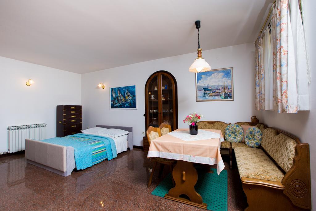 אופטיה Apartment Dolores מראה חיצוני תמונה
